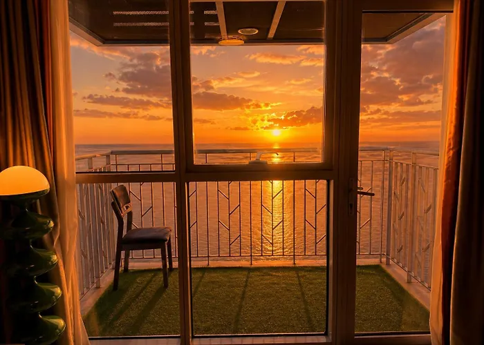 Panoramic Seaview 2br Near Okada, Moa & Airport *