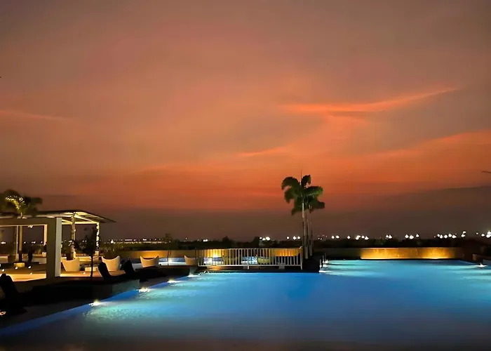 Panoramic Seaview 2br Near Okada, Moa & Airport Apartamento Manila